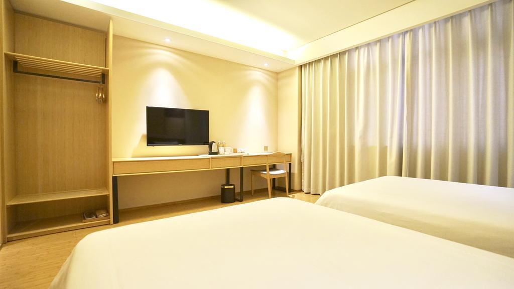 Ji Hotel Shanghai Oriental Pearl Tower Zewnętrze zdjęcie