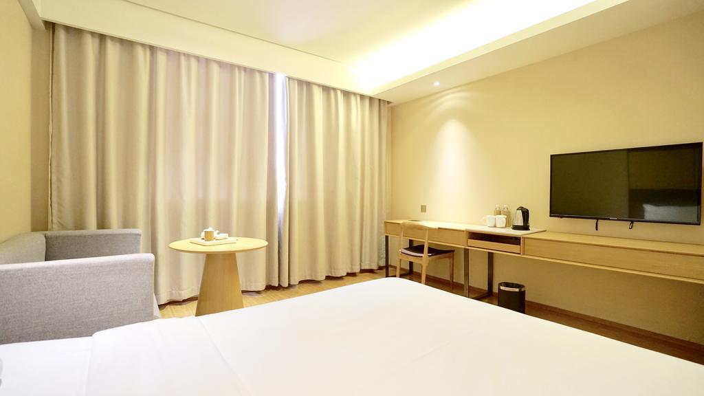 Ji Hotel Shanghai Oriental Pearl Tower Zewnętrze zdjęcie