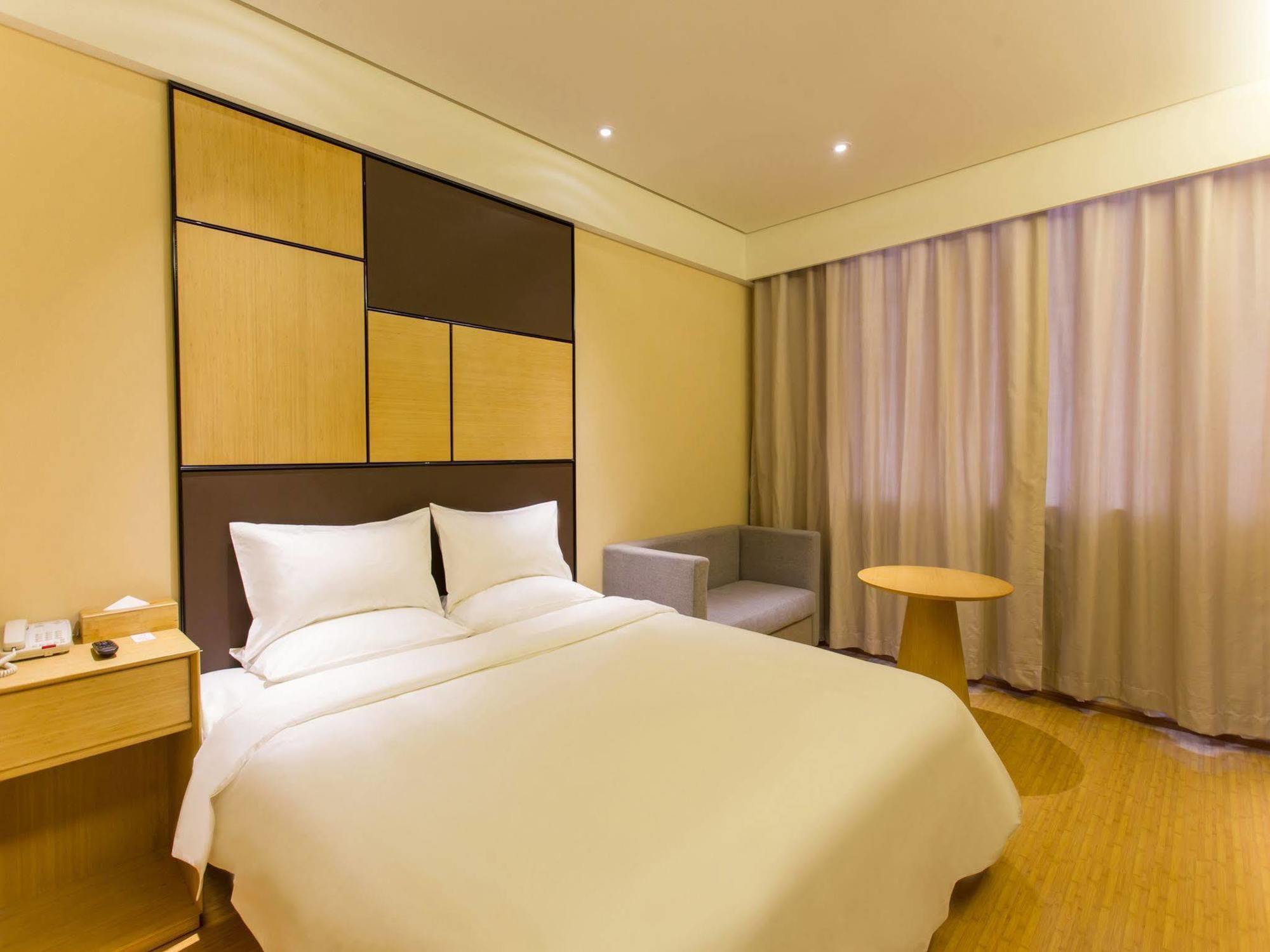 Ji Hotel Shanghai Oriental Pearl Tower Zewnętrze zdjęcie